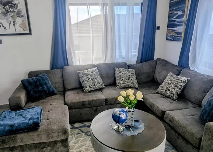 Villa Savannah's Charm- Cozy & Comfort In Paradise Mins From Runaway Bay