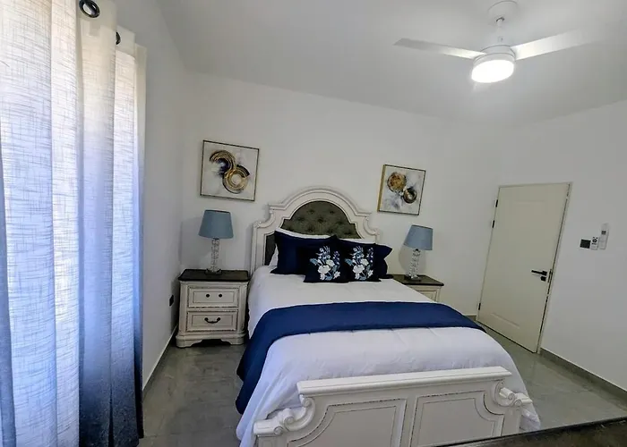 Savannah's Charm- Cozy & Comfort In Paradise Mins From Villa Runaway Bay