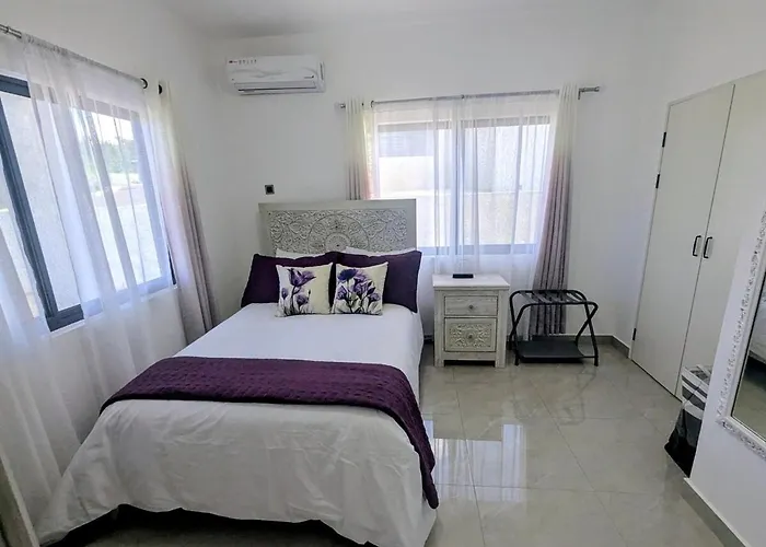 Villa Savannah's Charm- Cozy & Comfort In Paradise Mins From *